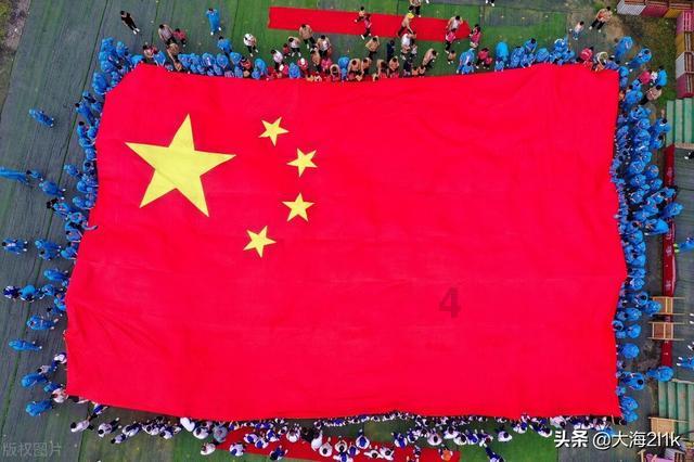 富强市场西门占道经营乱象缘何屡禁不止?
